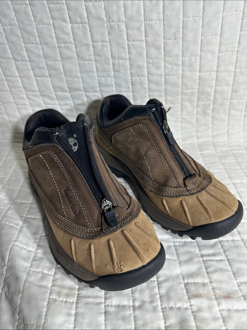Timberland Canard low-top waterproof leather duck boots featuring a front zipper
